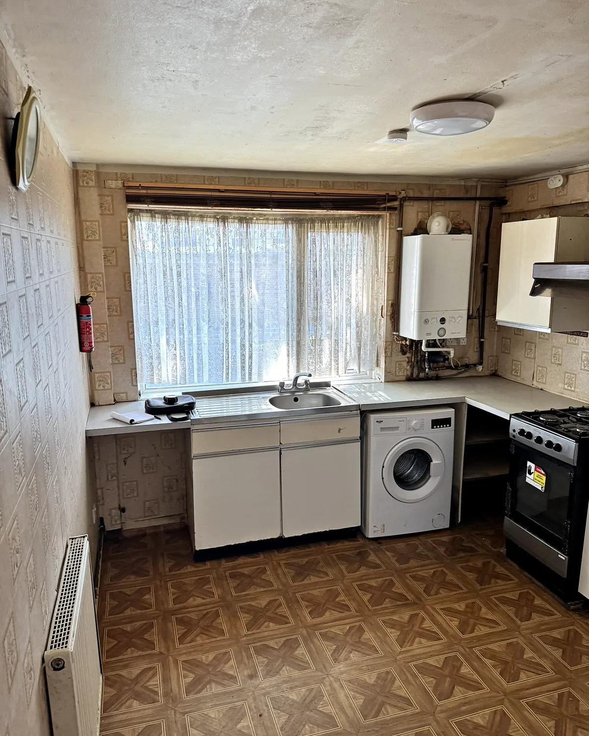 Kitchen before renovation