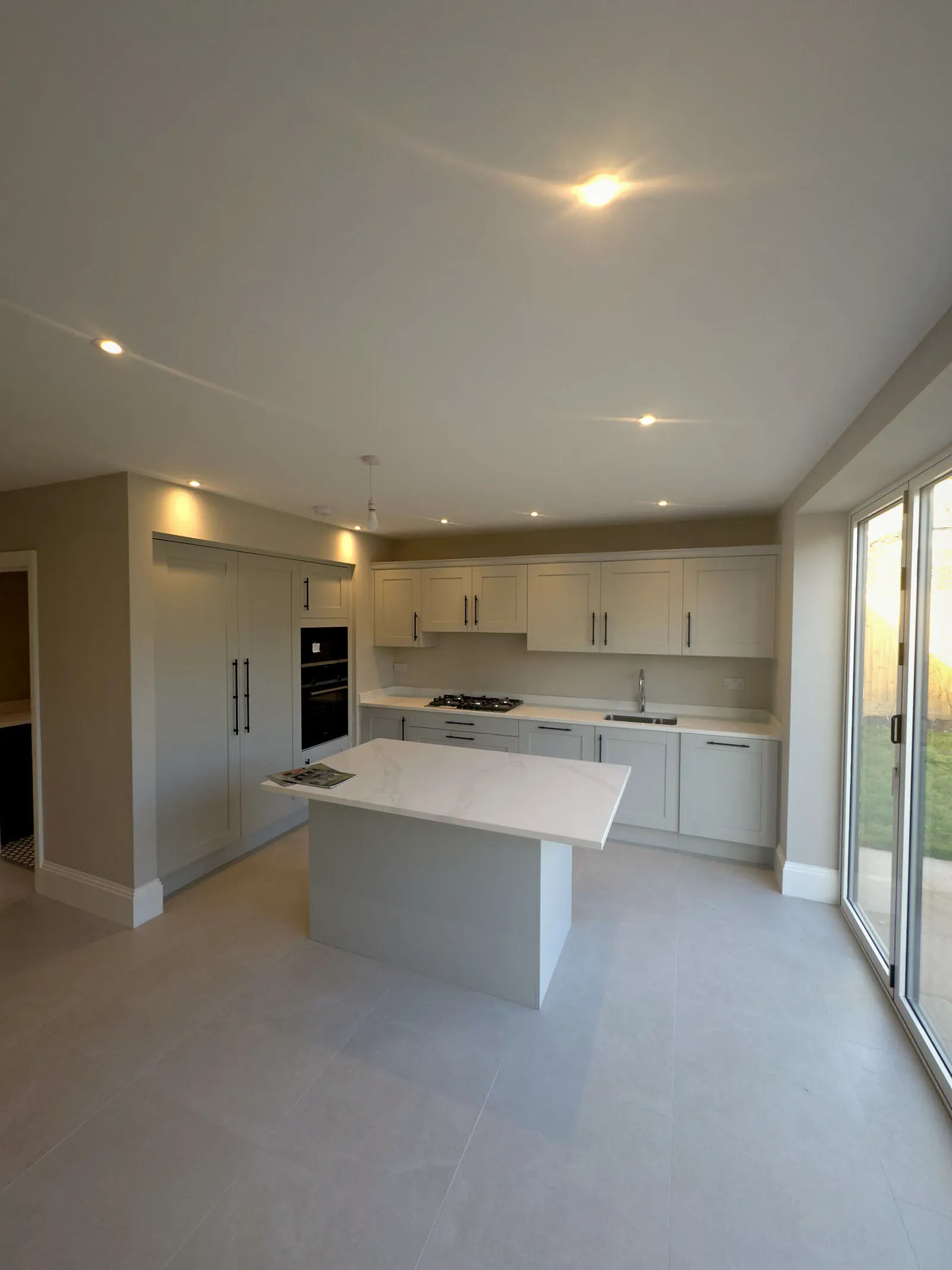 Kitchen & Laundry Room