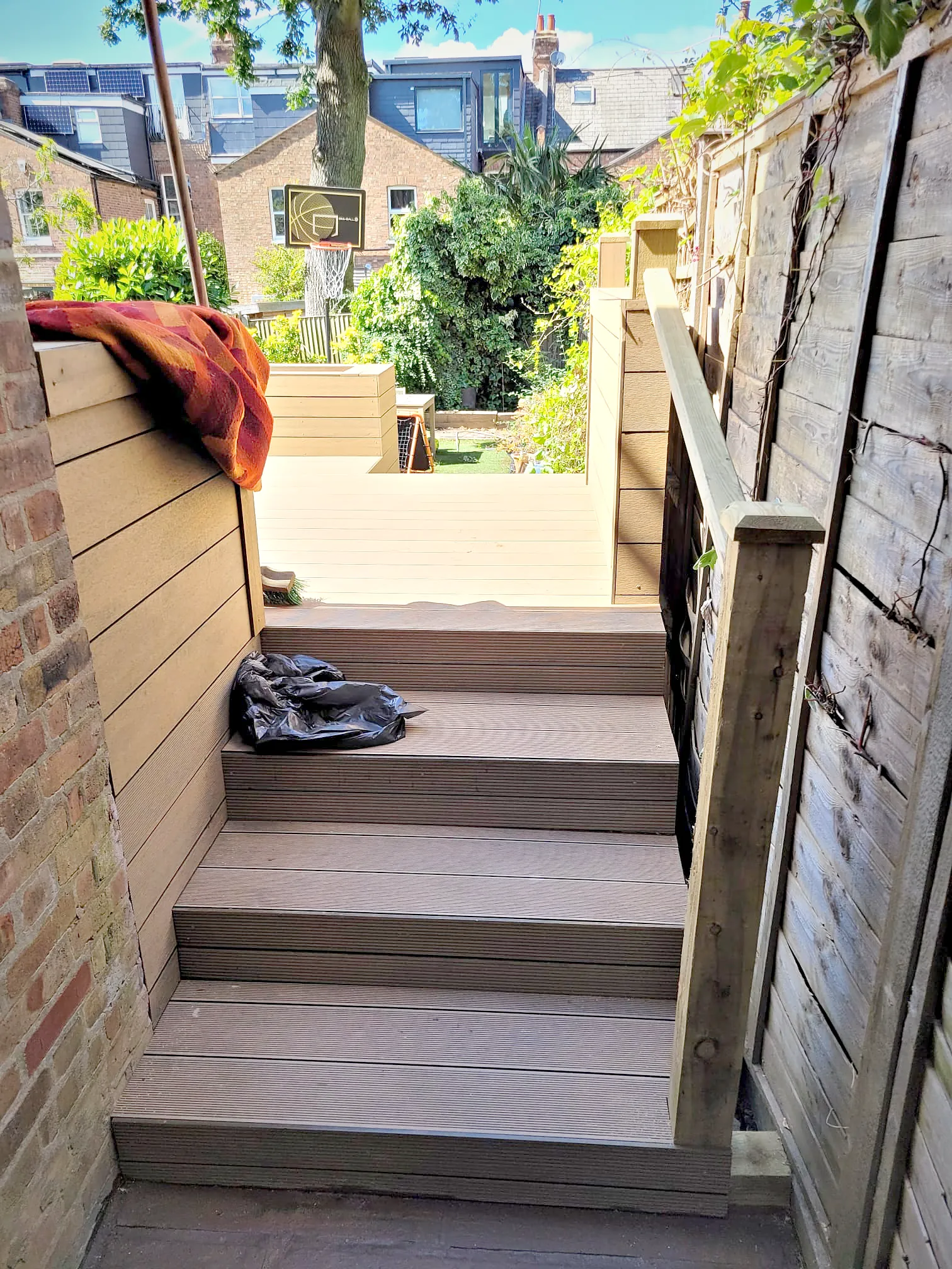 Multi-Level Garden Decking, Finchley — photo 4