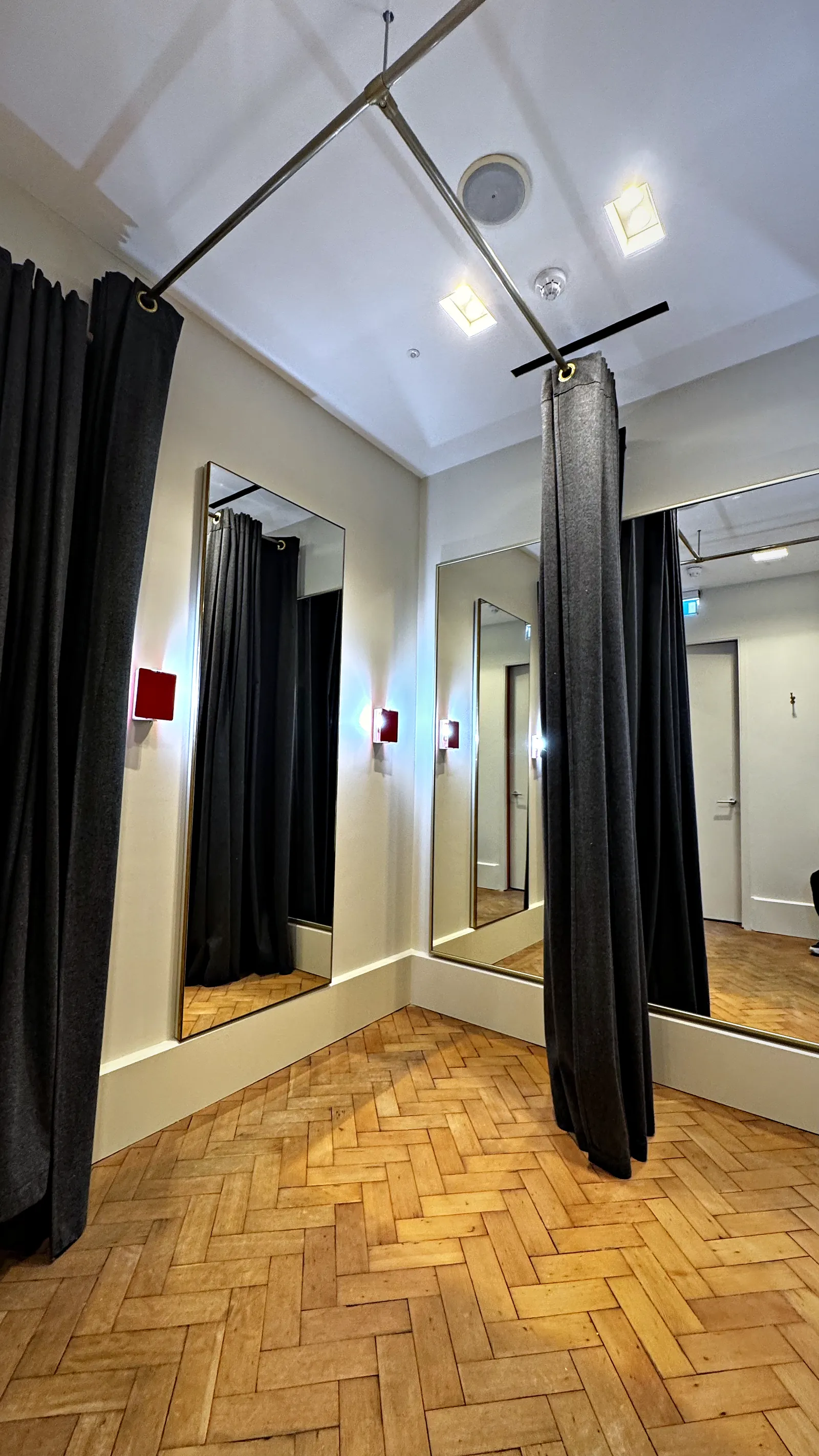 Drake's, Savile Row — photo 6