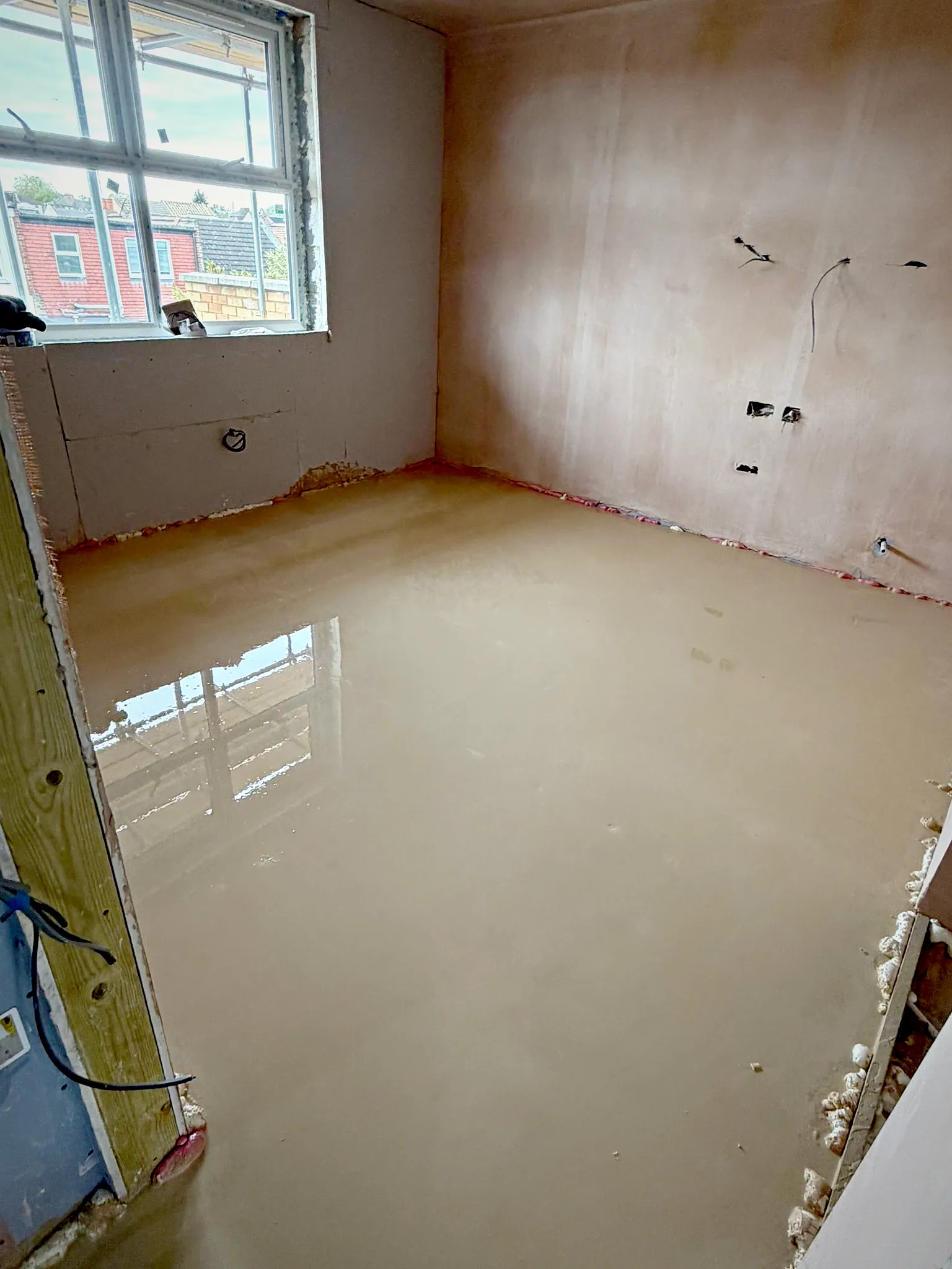 Underfloor Heating & Liquid Screed — photo 4